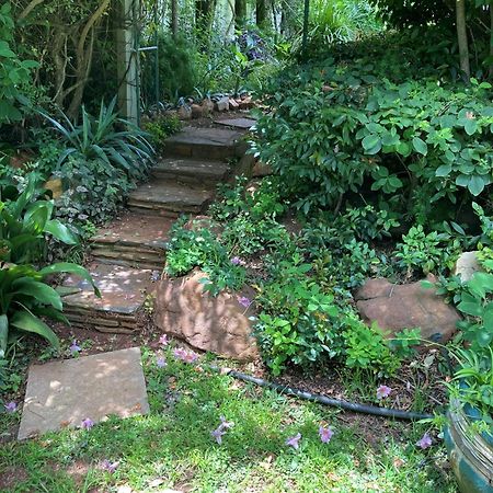 Bagley Terrace 136 Cottage Johannesburg Bagian luar foto