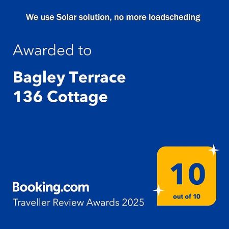 Bagley Terrace 136 Cottage Johannesburg Bagian luar foto