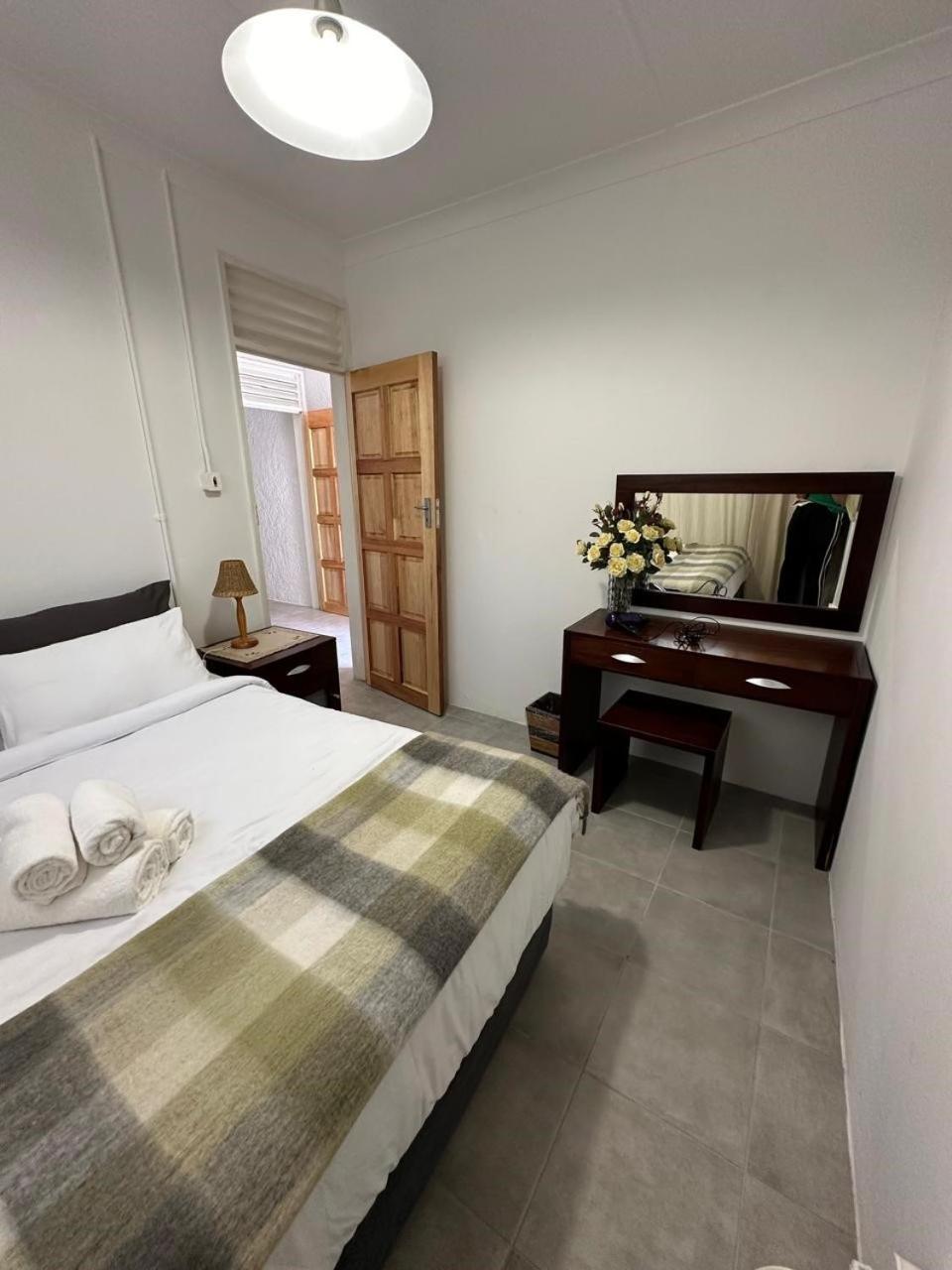 Bagley Terrace 136 Cottage Johannesburg Bagian luar foto
